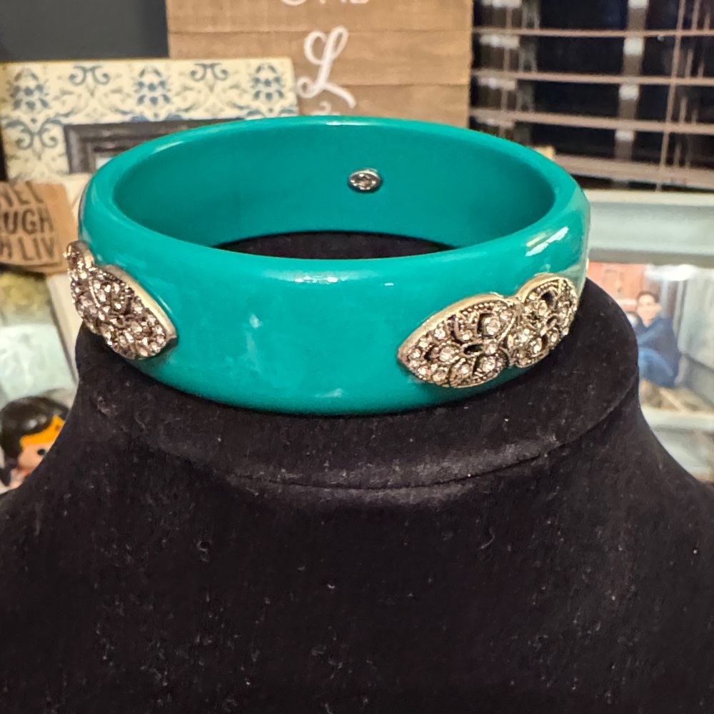Premier Designs Green Bangle Bracelet with Gold Embellishments